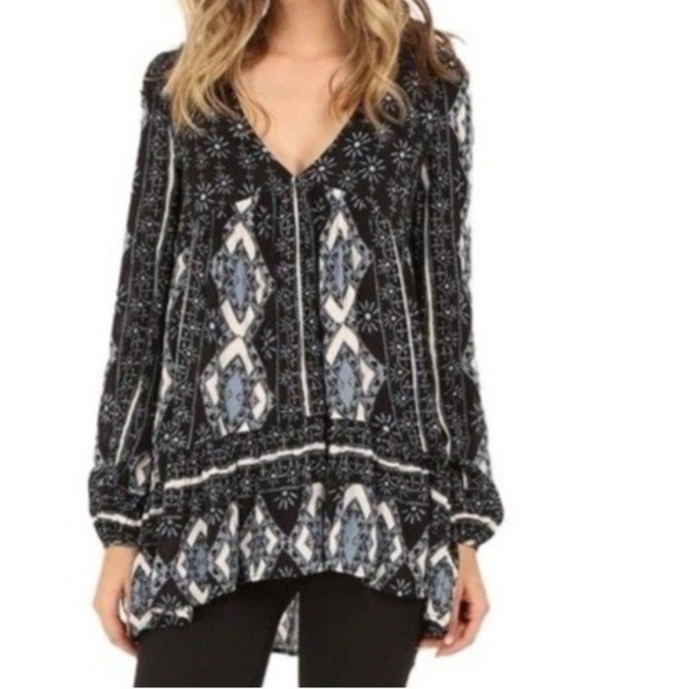 Free People Womens Black Blue Geometric Celestial Print V-Neck Tunic Top Small